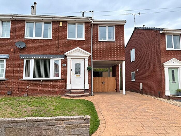 4 Bedroom Semi-Detached House For Sale In Eastfield Drive, Pontefract, WF8