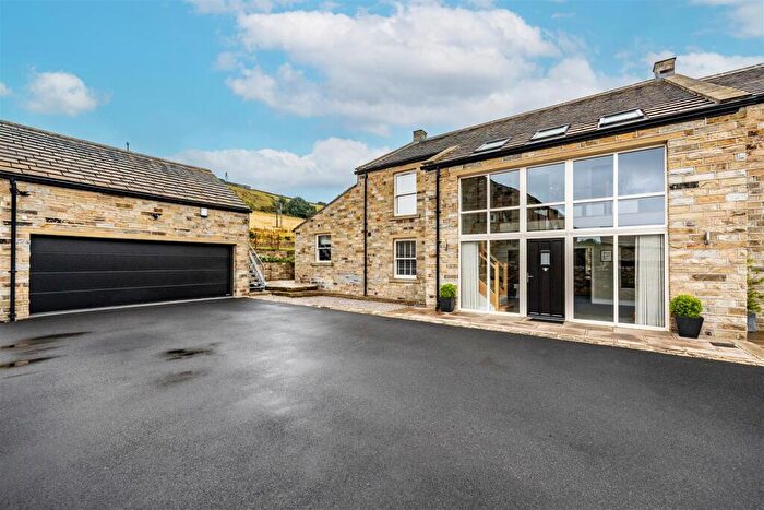 5 Bedroom Detached House For Sale In Hill House Road, Holmfirth, HD9