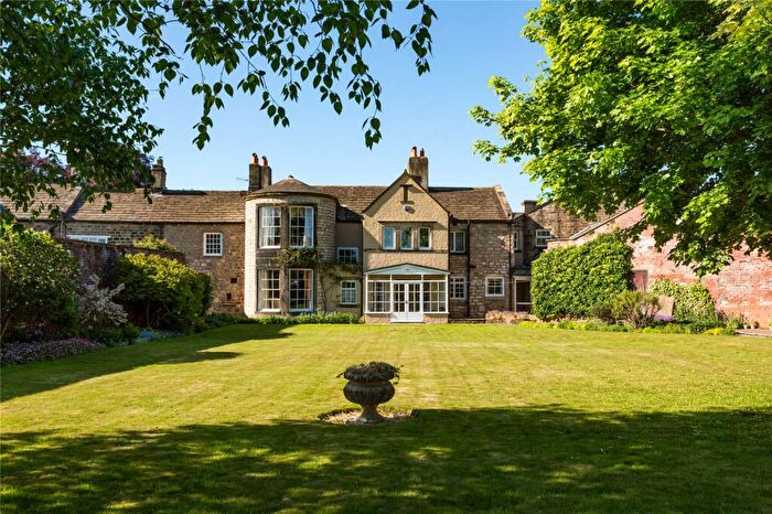 5 Bedroom Terraced House For Sale In Main Street, Burley In Wharfedale, Ilkley, West Yorkshire, LS29