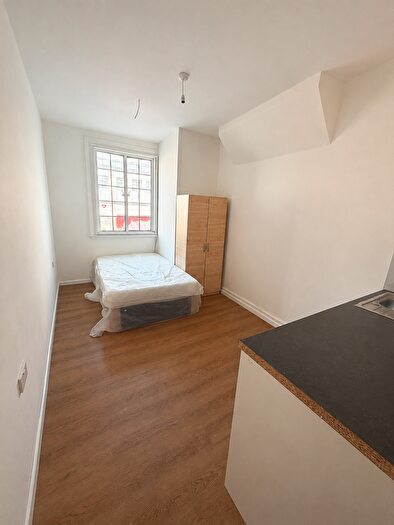 Studio To Rent In Croydon, CR0
