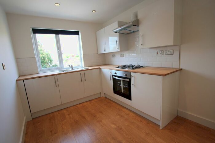 Studio To Rent In Walworth Road, Elephant And Castle, SE17