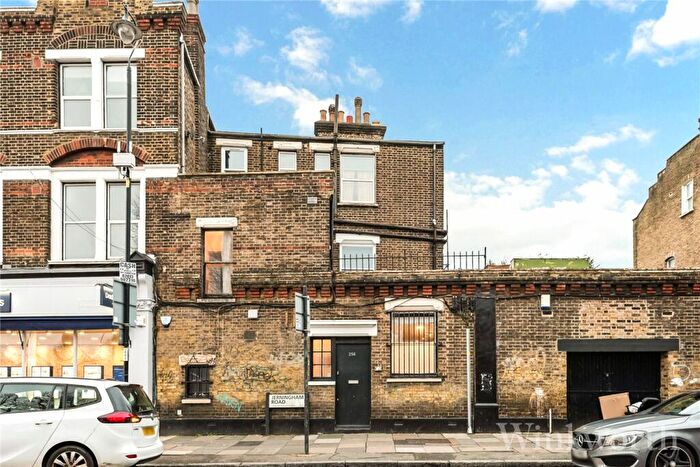 1 Bedroom Apartment To Rent In New Cross Road, London, SE14