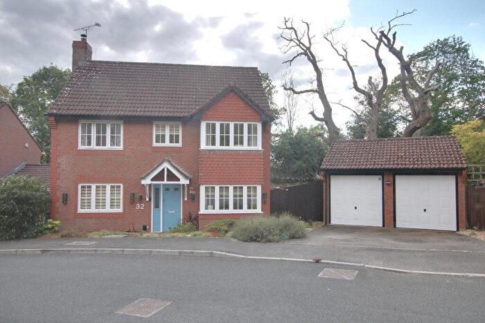 5 Bedroom Detached House For Sale In Rownhams, Southampton, SO16