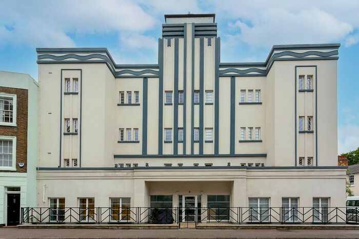 1 Bedroom Flat To Rent In Granville Road, Watford, Hertfordshire, WD18