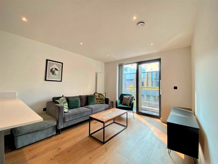 2 Bedroom Apartment For Sale In Manhattan, George Street, Manchester, M1