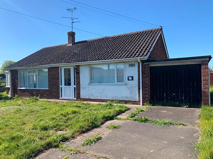 2 Bedroom Detached Bungalow For Sale In Station Road, Potterhanworth, Lincoln, LN4