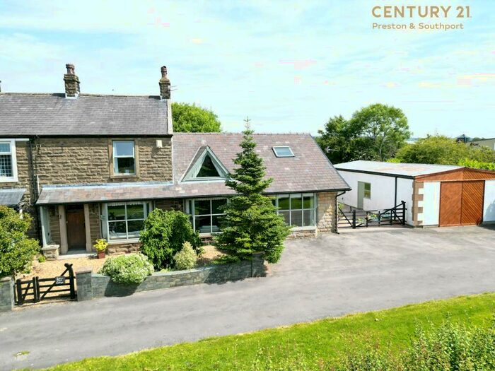 4 Bedroom Cottage For Sale In Bolton Fold Cottage, Alston, PR3