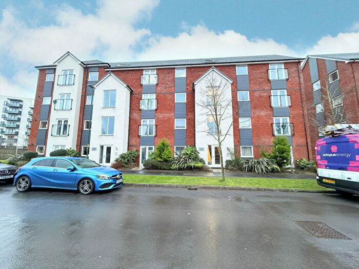 2 Bedroom Apartment For Sale In Armstrong Court, Victoria Crescent, Shirley, B90