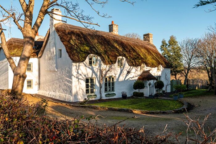 5 Bedroom Farm House For Sale In Porthkerry Road, Nr Barry, CF62