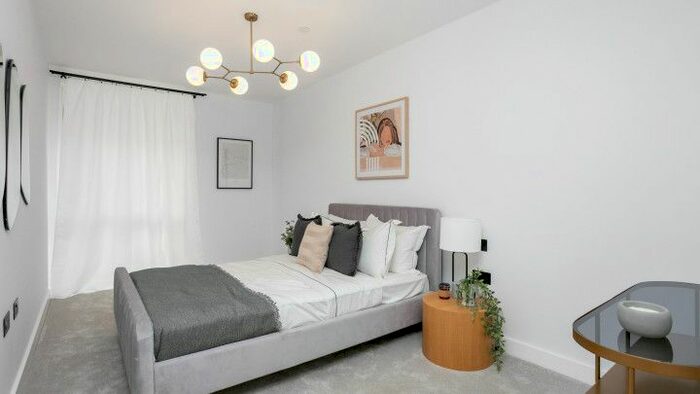 2 Bedroom Flat To Rent In Bessborough Road, Harrow, Greater London, HA1