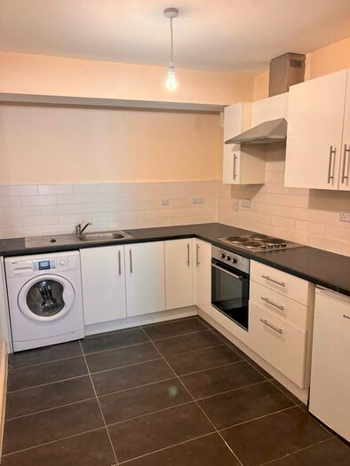 1 Bedroom Flat To Rent In Earls Court Road, London, SW5