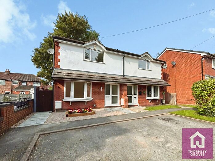 2 Bedroom Semi Detached House For Sale In Stratton Road, Pendlebury, Swinton, M27