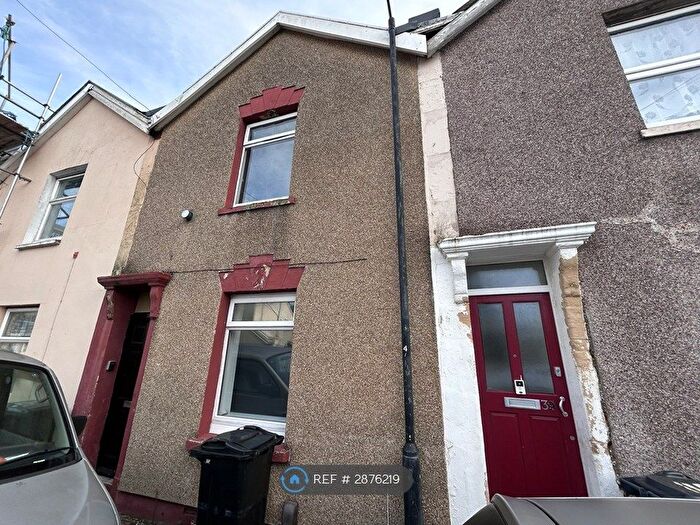3 Bedroom Terraced House To Rent In Foster St, Bristol, BS5