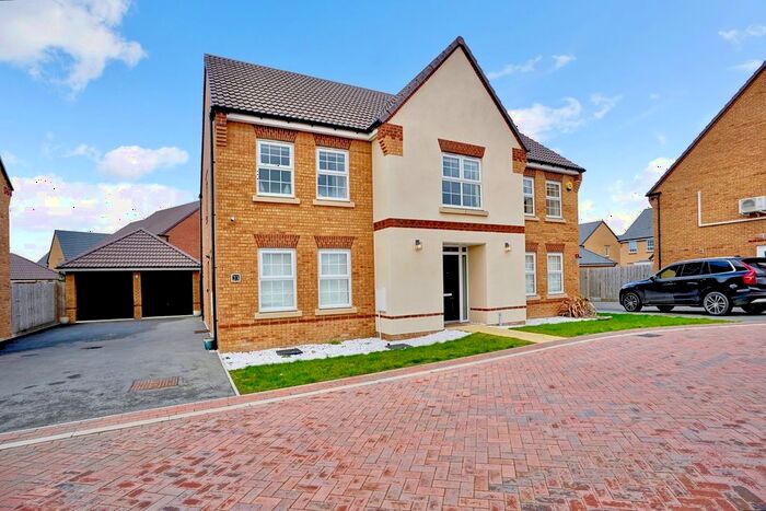 5 Bedroom Detached House For Sale In Eldrida Drive, Warboys, Huntingdon, PE28