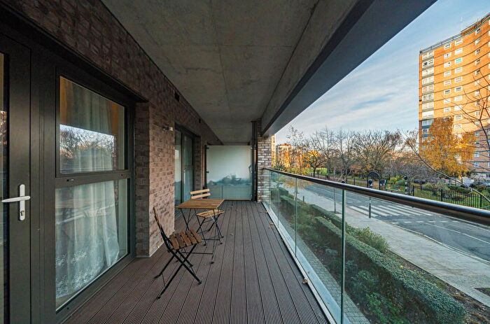 1 Bedroom Flat To Rent In Lyall House, Shipbuilding Way, London, E13