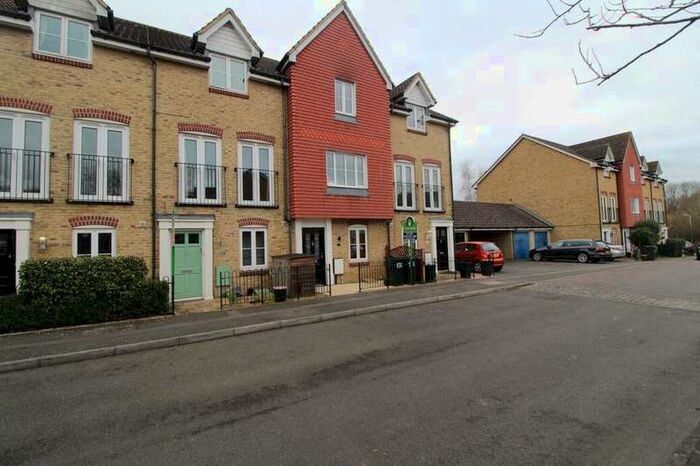 3 Bedroom Terraced House To Rent In Guernsey Way, Kennington, Ashford, TN24
