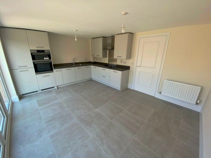 4 Bedroom House To Rent In Gilder Way, Ledsham Village, CH66
