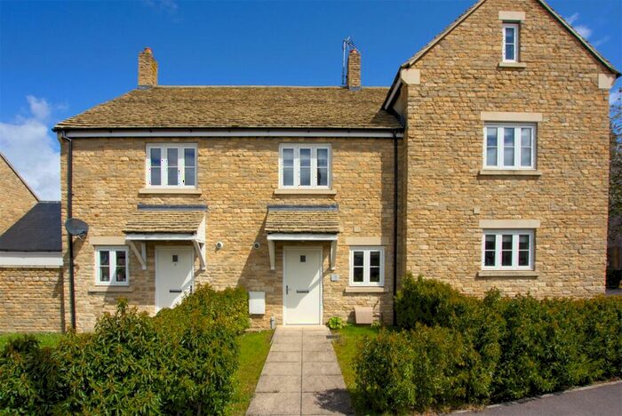 2 Bedroom Terraced House To Rent In Oxford Hill, Witney, Oxfordshire, OX28