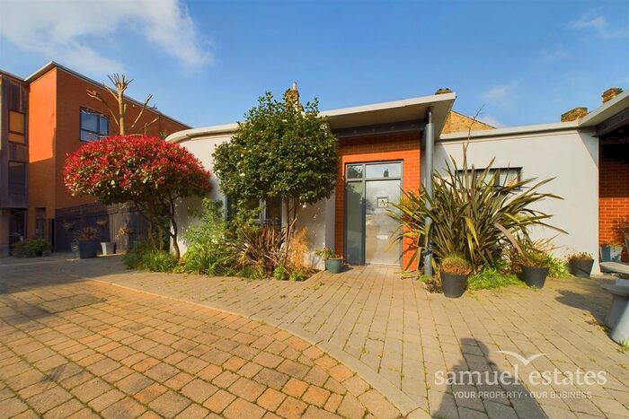 1 Bedroom Detached House To Rent In Vaughan Road, Denmark Hill, SE5