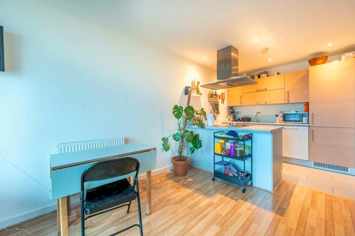 1 Bedroom Flat To Rent In Stratford, Stratford, London, E15