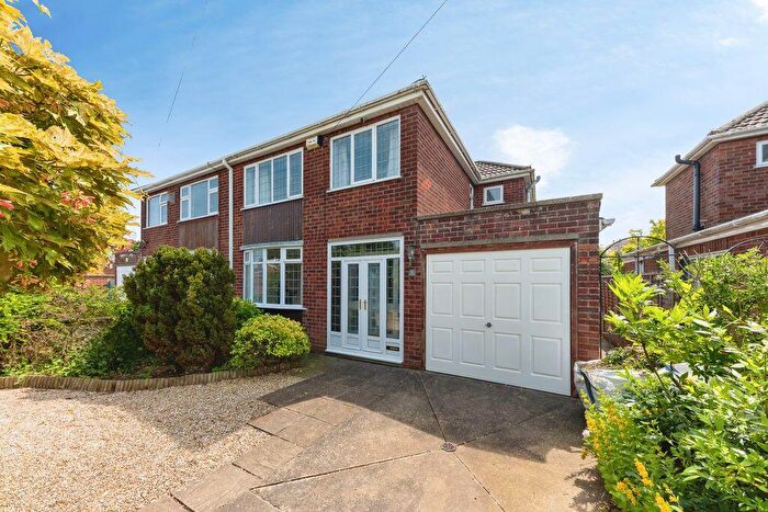 3 Bedroom Semi-Detached House For Sale In Pearson Road, Cleethorpes, DN35