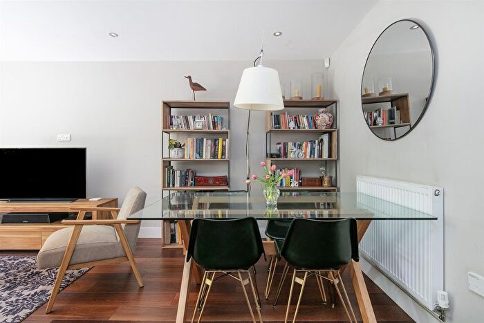 3 Bedroom Terraced House For Sale In Glenton Mews, Nunhead, SE15