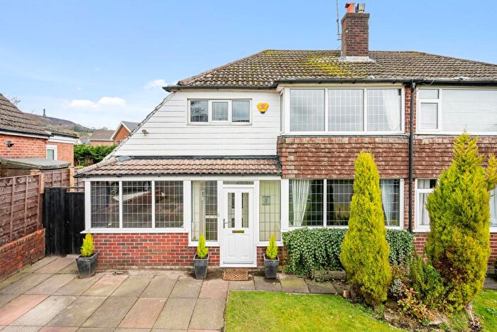 3 Bedroom Semi-Detached House For Sale In Coleridge Road, Greenmount, Bury, BL8