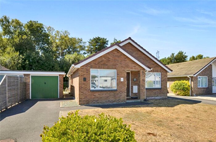 2 Bedroom Bungalow For Sale In Leeson Drive, Ferndown, Dorset, BH22
