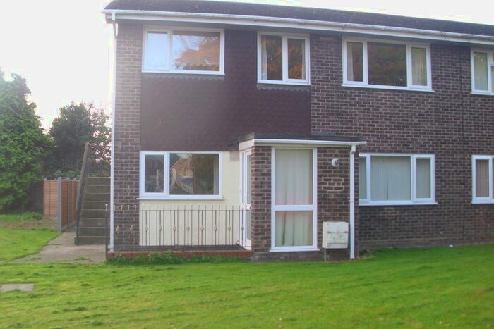 2 Bedroom Property To Rent In Robin Hoods Walk, Boston, PE21