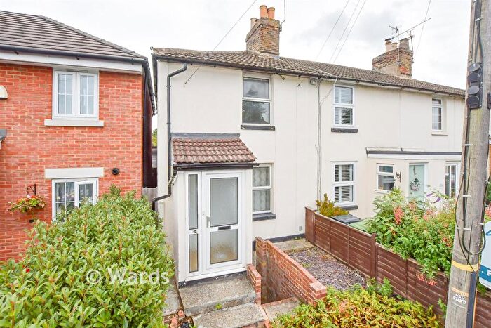 2 Bedroom End Of Terrace House For Sale In Loose Road, Loose, Maidstone, Kent, ME15