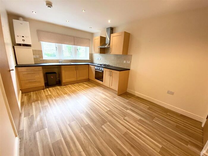 4 Bedroom Detached House To Rent In Towngate Fold, Meltham, Holmfirth, West Yorkshire, HD9