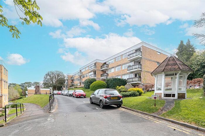 2 Bedroom Apartment For Sale In Hazelwood Road, Sneyd Park, Bristol, BS9