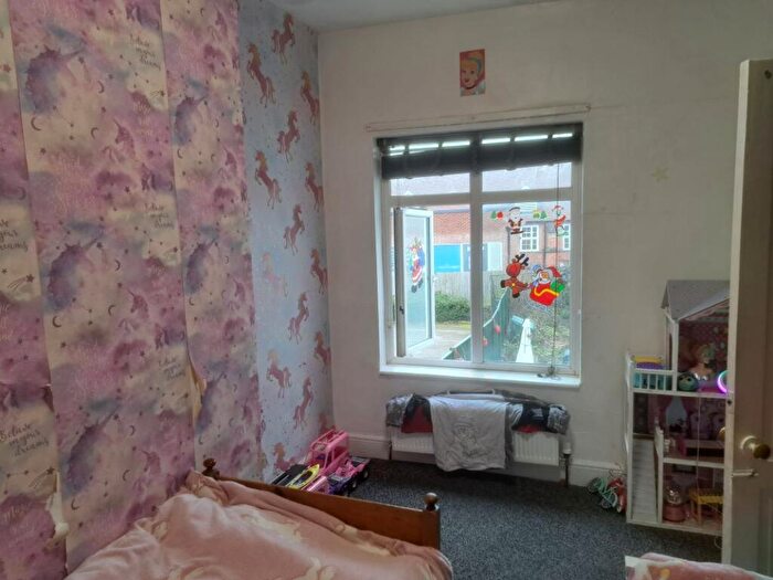 3 Bedroom Terraced House For Sale In Wesley Road, Erdington, Birmingham, West Midlands, B23