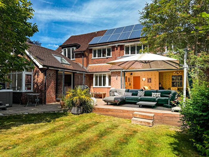 5 Bedroom Detached House For Sale In Spinfield Park, Marlow, SL7