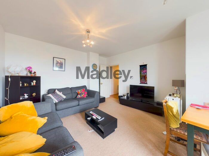 2 Bedroom Flat To Rent In Grange Road, London, SE1