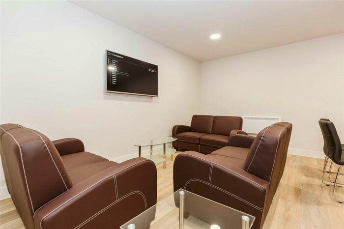 7 Bedroom Apartment To Rent In Grove Road, Weston-super-Mare, North Somerset, BS23