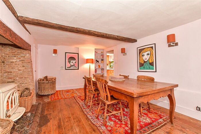 5 Bedroom Detached House For Sale In Gore Road, Eastry, Sandwich, Kent, CT13