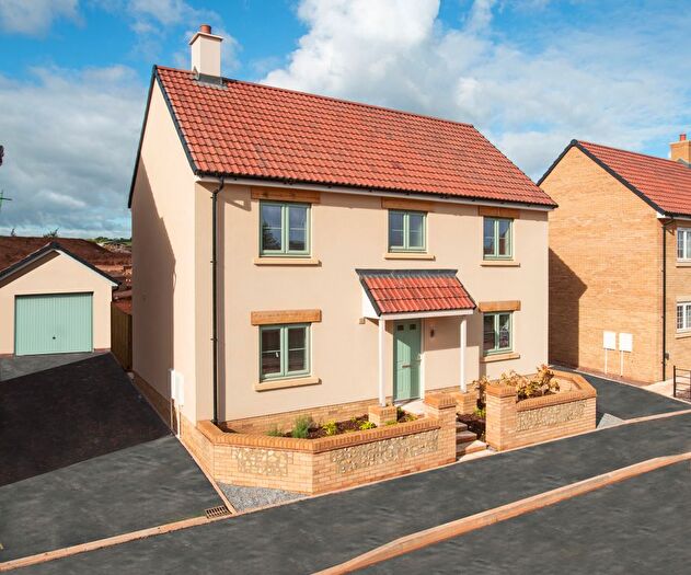 4 Bedroom Detached House For Sale In Mattravers Way, Taunton, TA1