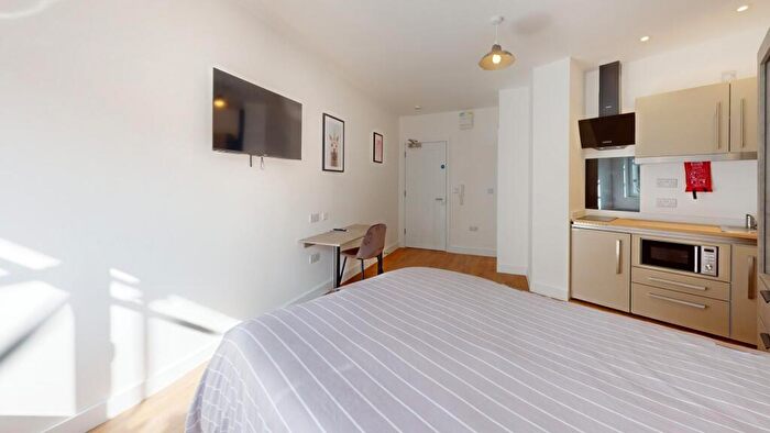 1 Bedroom House To Rent In Lemyngton Street, Loughborough, LE11
