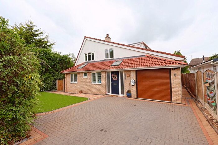 4 Bedroom Detached House For Sale In Denstone Drive, Westminster Park, CH4