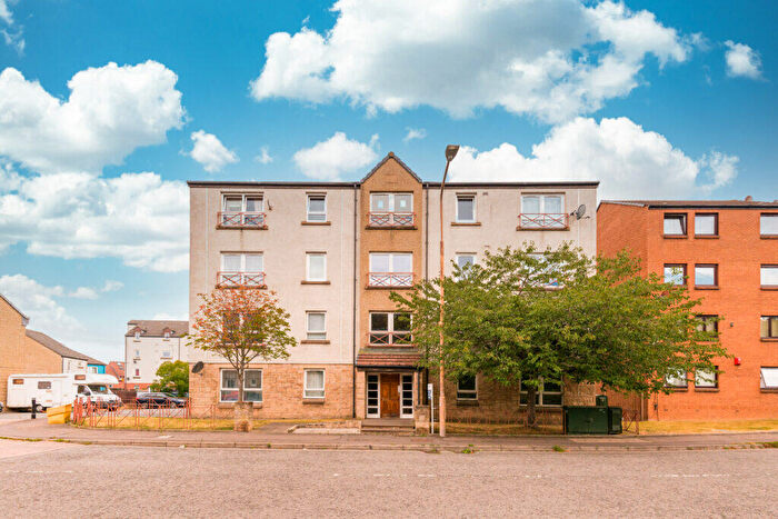 2 Bedroom Flat For Sale In / Westburn Middlefield, Edinburgh, EH14
