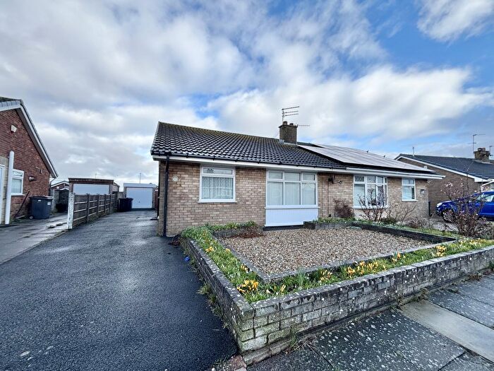 2 Bedroom Bungalow For Sale In Glenfield Avenue, Bispham, FY2