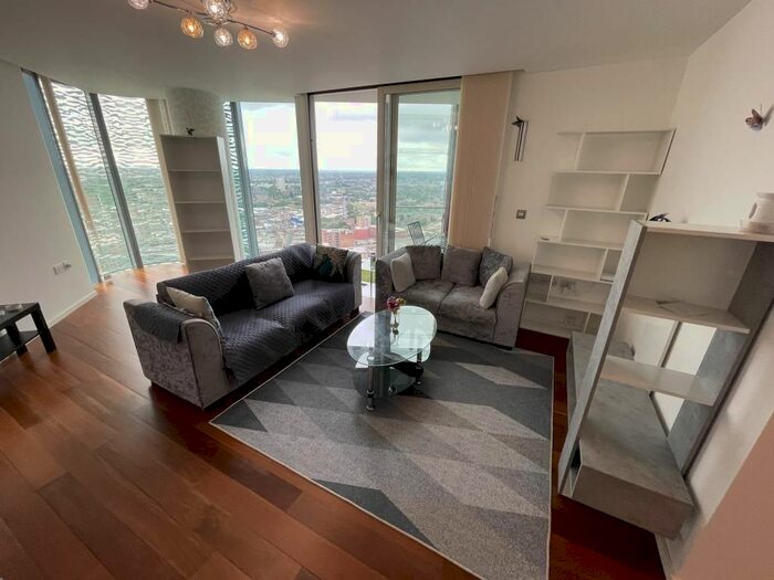3 Bedroom Flat To Rent In Beetham Tower, Holloway Circus, B1