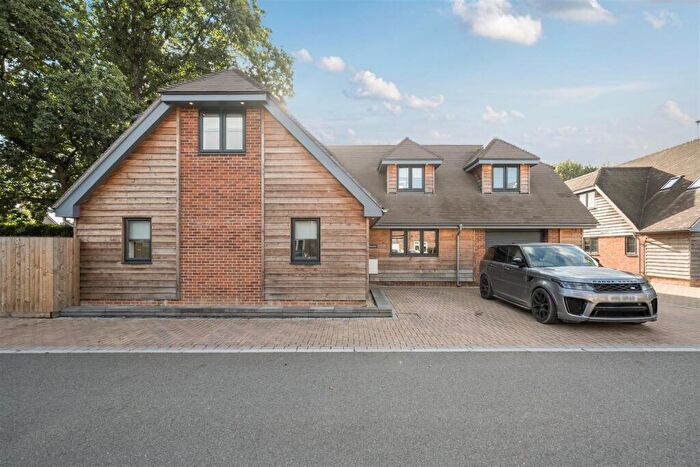 3 Bedroom Detached House To Rent In Eastworth Road, Verwood, BH31