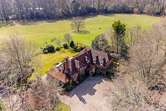 4 Bedroom House For Sale In Woolton Hill, Newbury, Berkshire, RG20