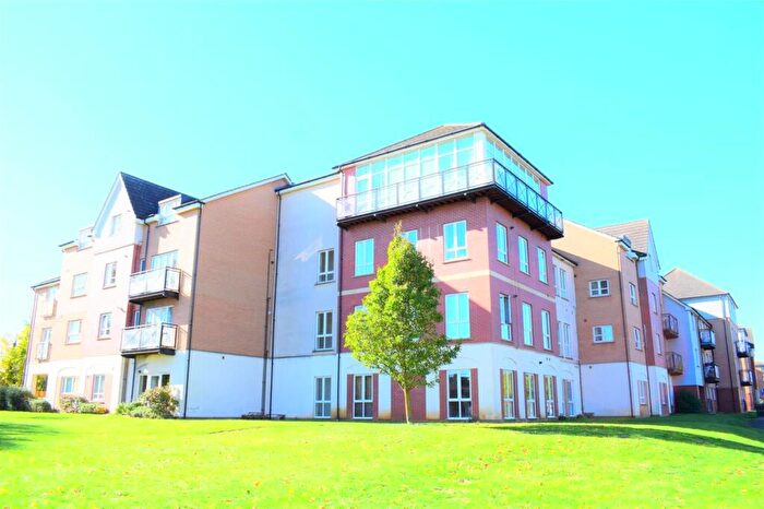 2 Bedroom Apartment To Rent In Pomfret Court (Lockside), River View, Northampton, NN4