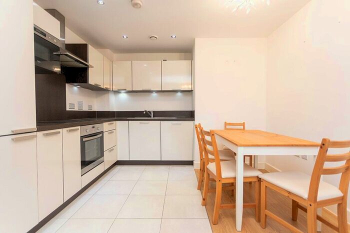 2 Bedroom Penthouse To Rent In Albatross Way, Canada Water, London, SE16