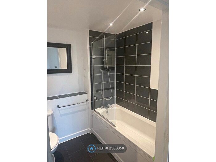 1 Bedroom Flat To Rent In Cloud Close, Dartford, DA1