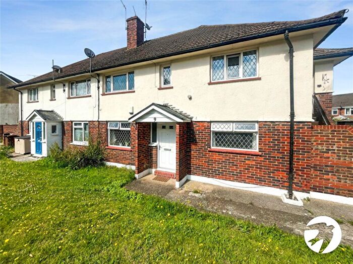 2 Bedroom Maisonette To Rent In Duchess Of Kent Drive, Chatham, Kent, ME5