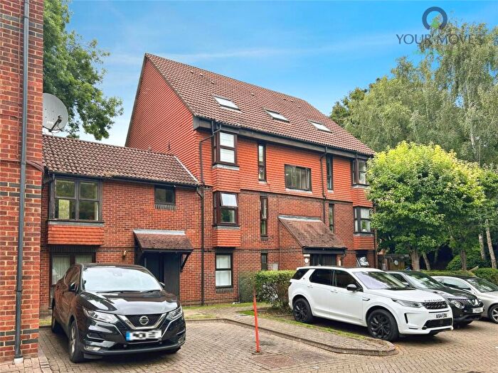 1 Bedroom Flat For Sale In Clowser Close, Sutton, SM1